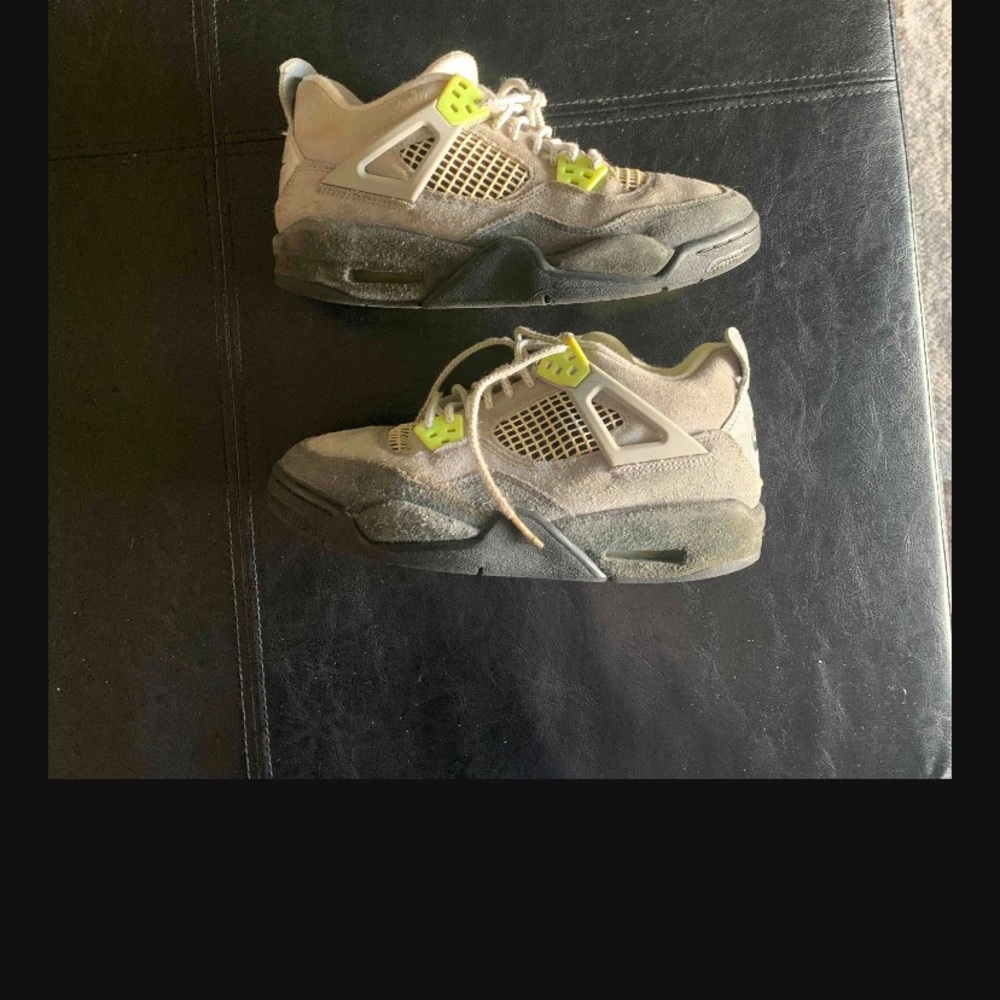 Jordan 4 neon 95